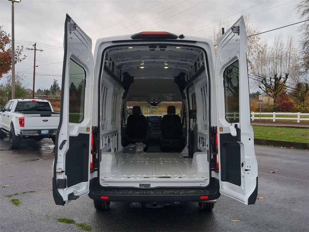 2026 Ford Transit-350 Base - Image 24