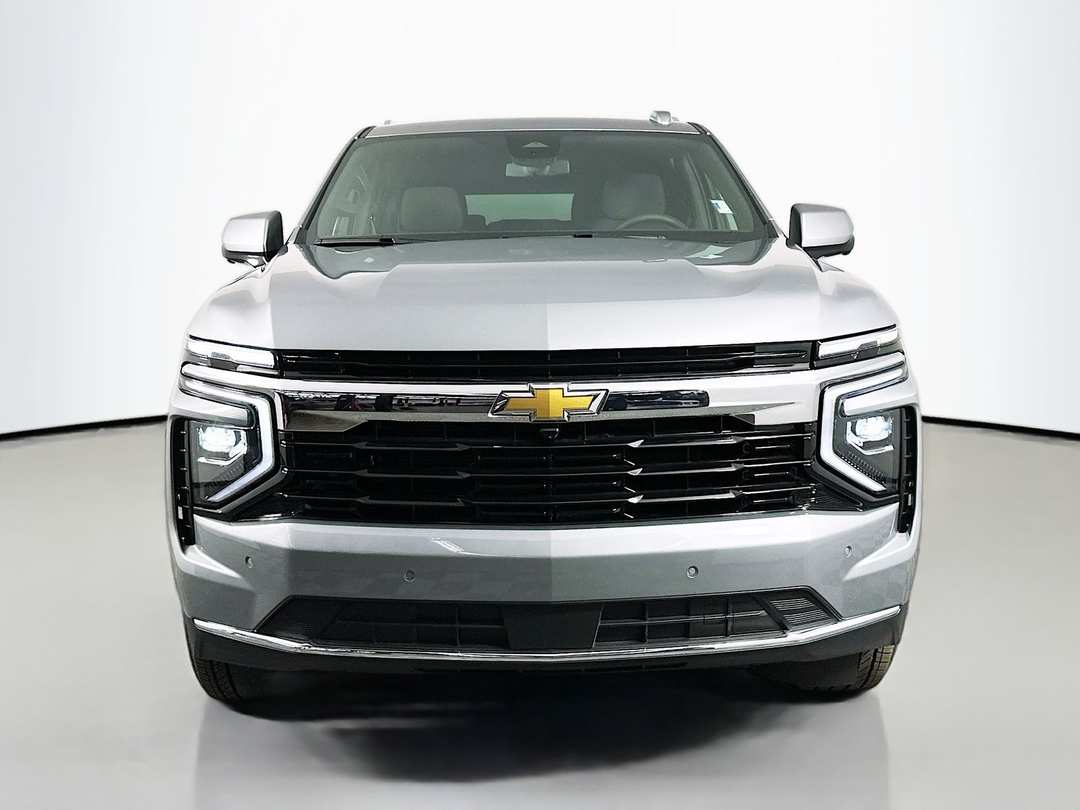 2025 Chevrolet Suburban LS - Image 2