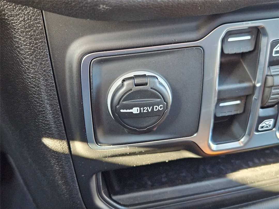 2026 Jeep Wrangler Sport - Image 25