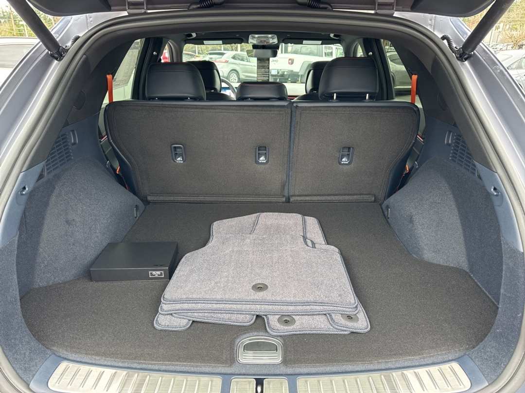 2026 Genesis Gv70 2.5T Sport Prestige - Image 12