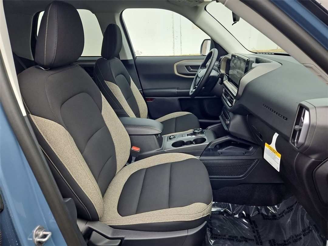 2025 Ford Bronco Sport Big Bend - Image 32