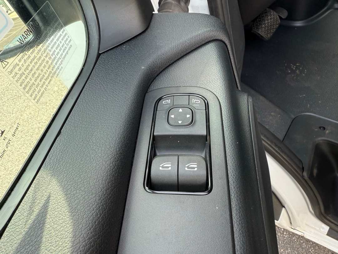 2024 Mercedes-Benz Sprinter 3500 Cargo 170 WB - Image 24