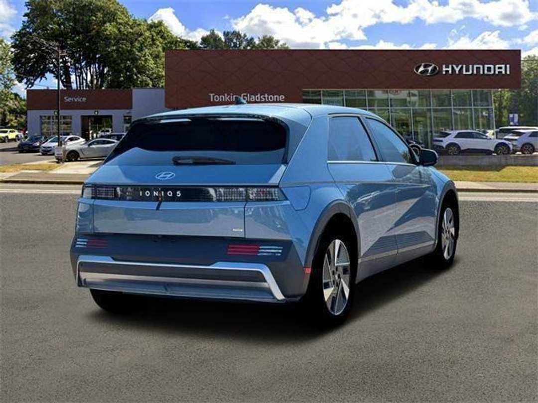 2026 Hyundai Ioniq 5 SEL - Image 7