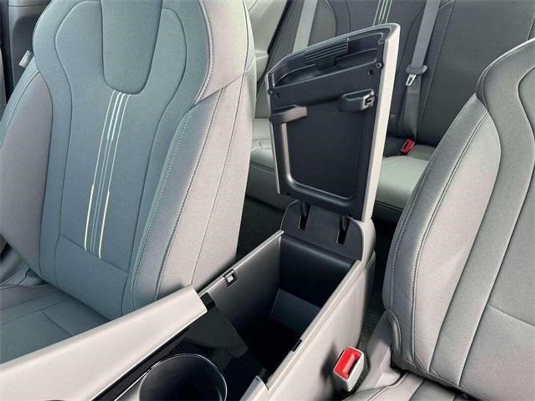 2026 Hyundai Elantra Blue - Image 18