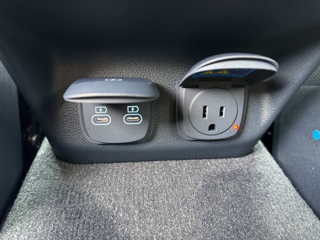 2026 Genesis Gv70 2.5T Sport Prestige - Image 42