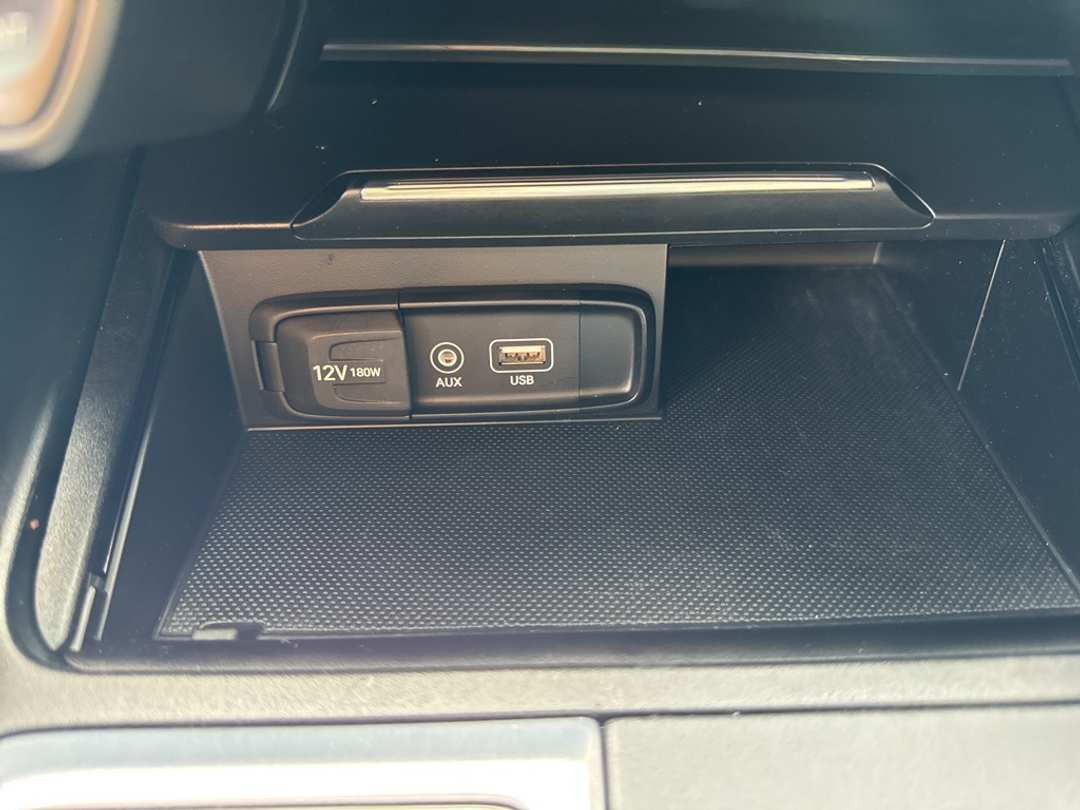 2019 Genesis G70 2.0T Advanced - Image 26