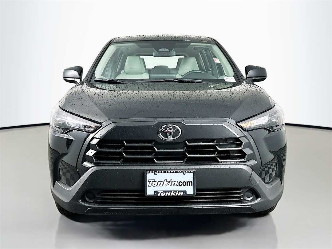 2026 Toyota Corolla Cross L - Image 2