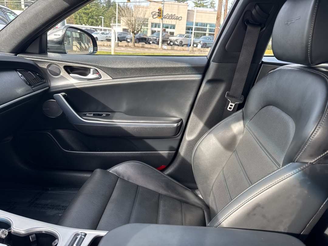 2019 Kia Stinger GT2 - Image 29