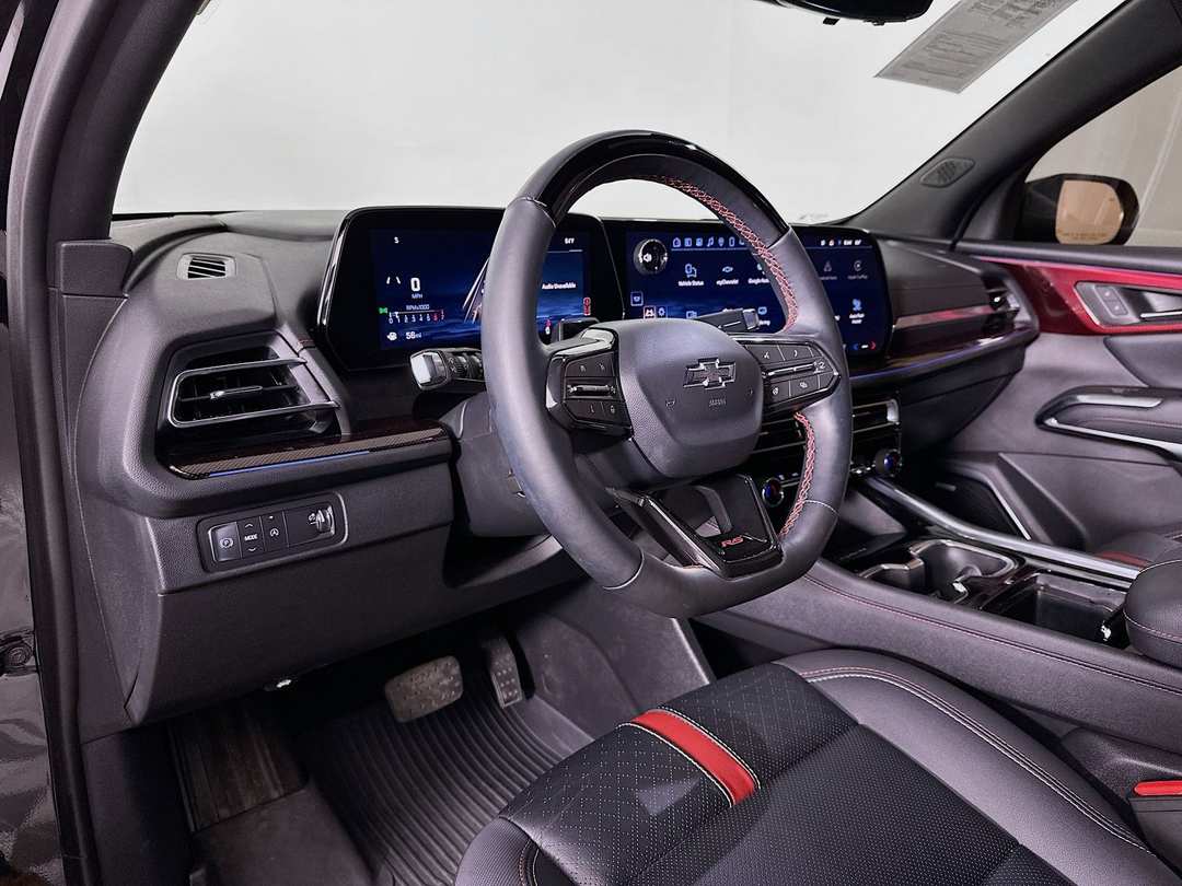 2025 Chevrolet Traverse RS - Image 10