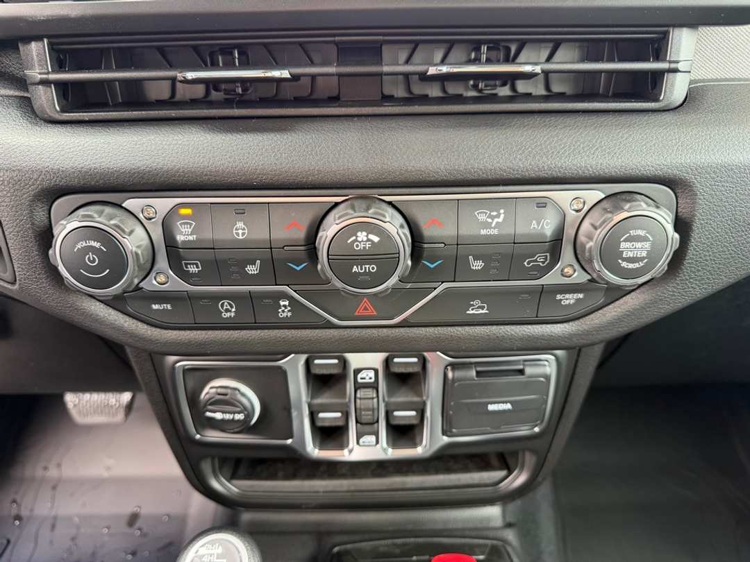 2026 Jeep Gladiator Sport S - Image 22