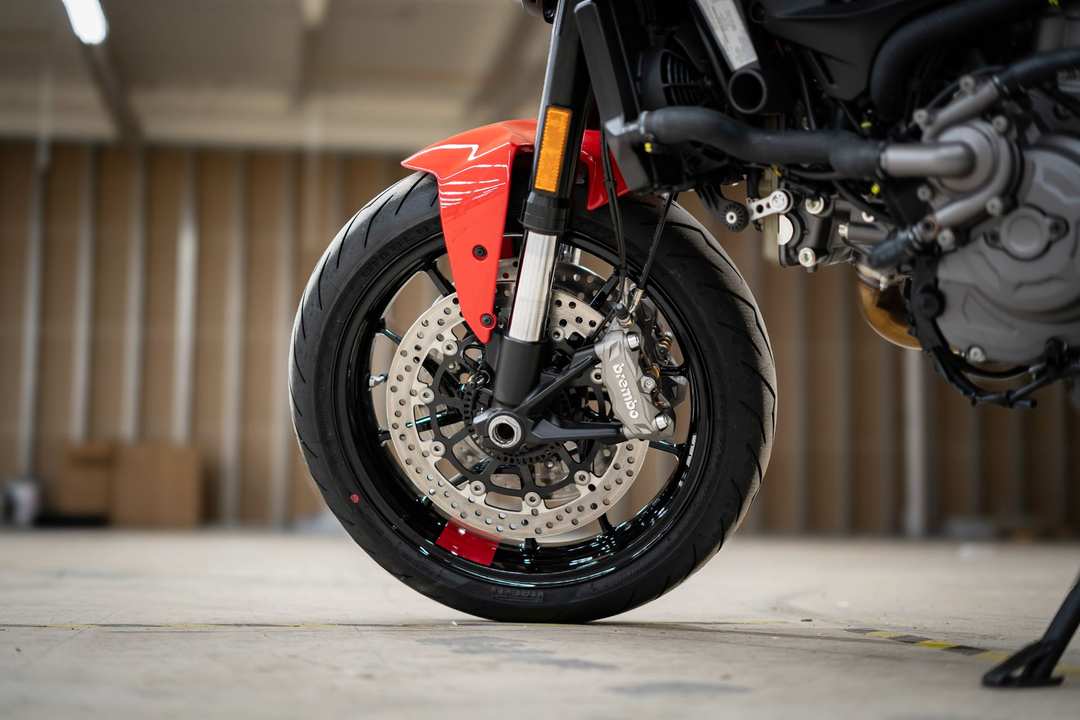 2024 Ducati Monster + - Image 6