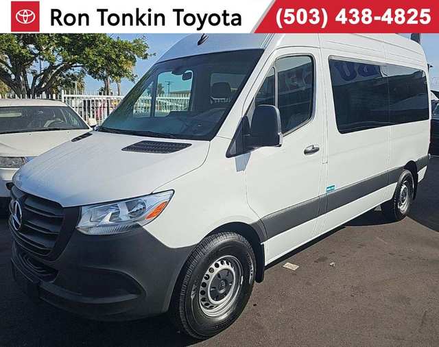 2024 Mercedes-Benz Sprinter 2500 Passenger 144 WB