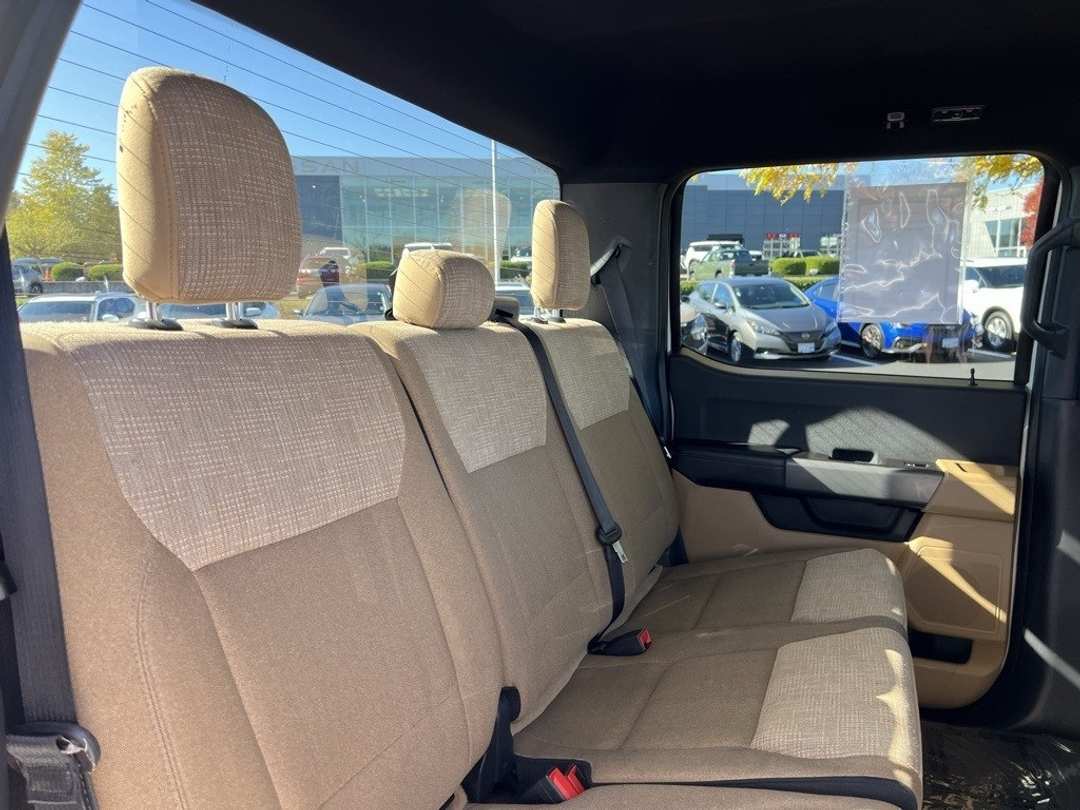 2023 Ford F-150 XLT - Image 6