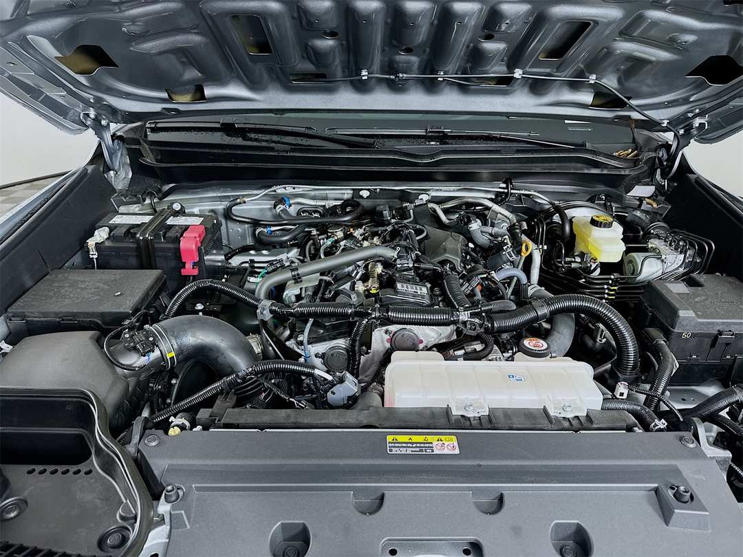 2025 Toyota Tacoma SR5 - Image 29