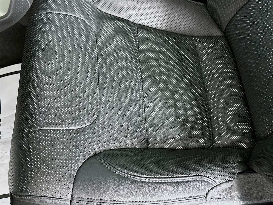 2023 Toyota Tundra Limited - Image 19