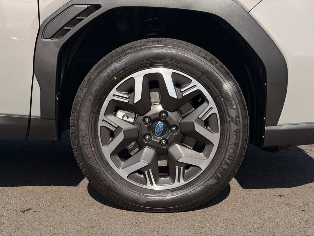 2026 Subaru Forester Premium - Image 9