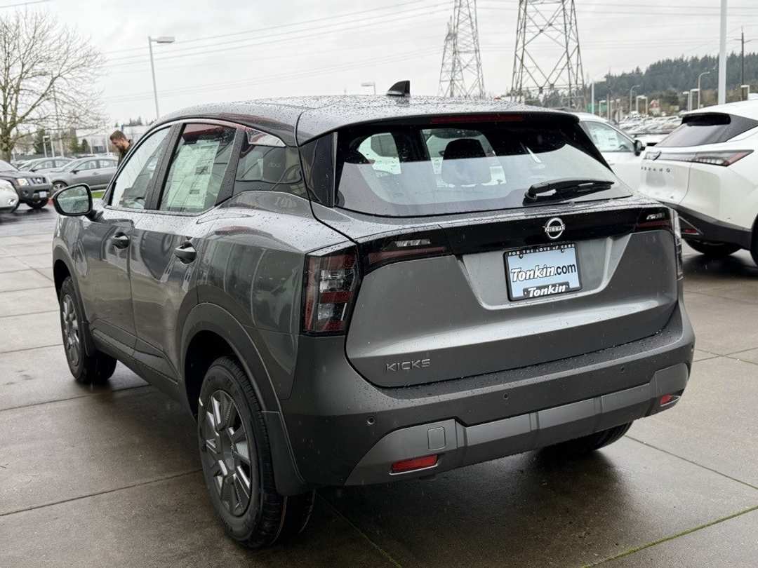 2026 Nissan Kicks S - Image 5