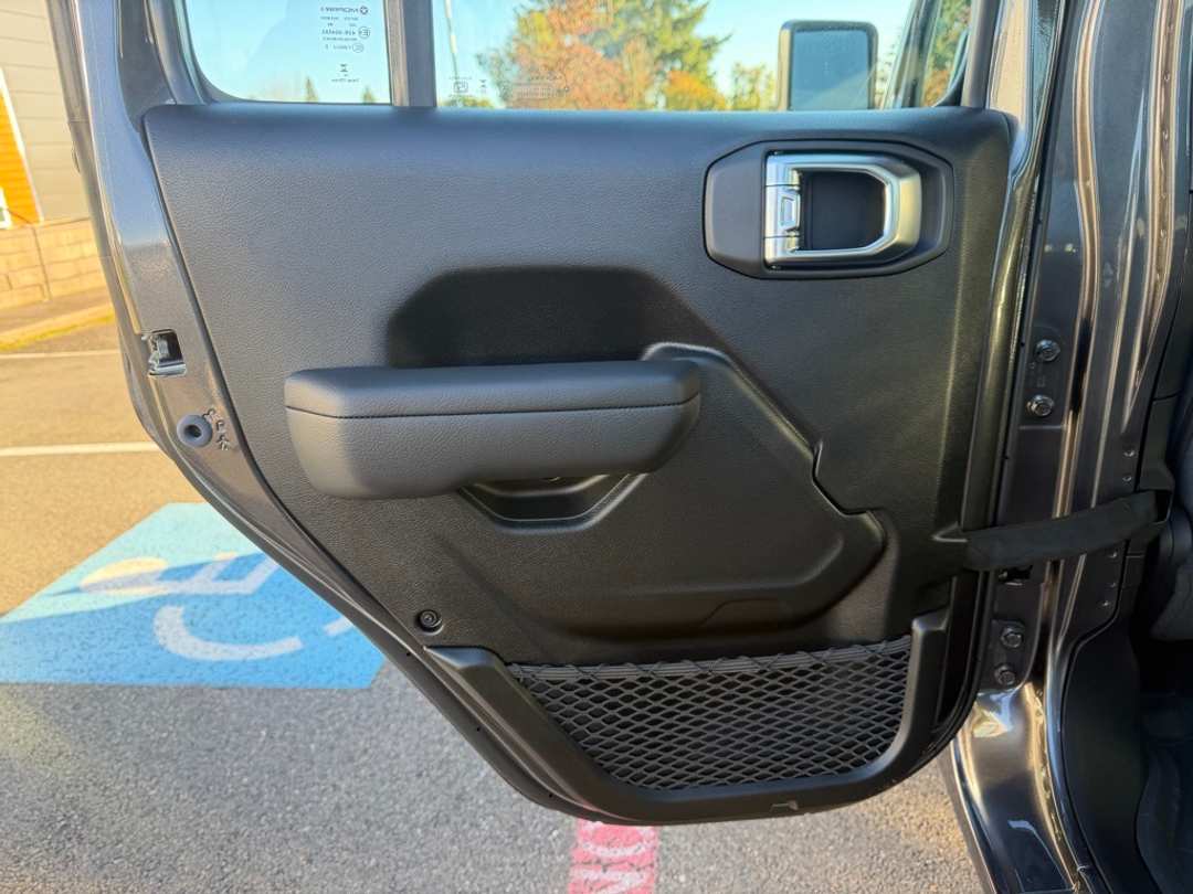 2026 Jeep Gladiator Sport - Image 29