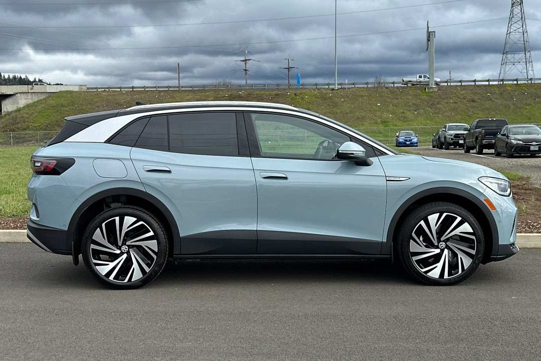 2026 Volkswagen Id.4 Pro S Plus - Image 2