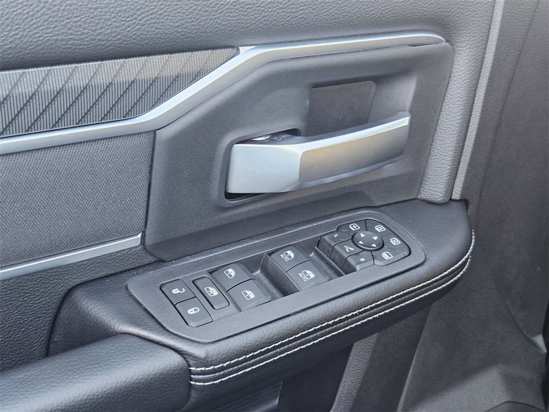 2026 Ram 2500 Big Horn - Image 11