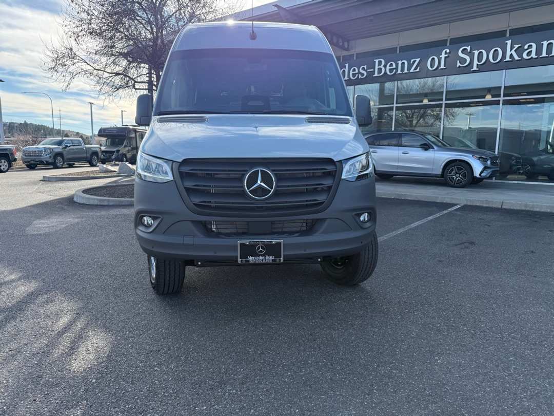 2025 Mercedes-Benz Sprinter 2500 Cargo 144 WB - Image 5