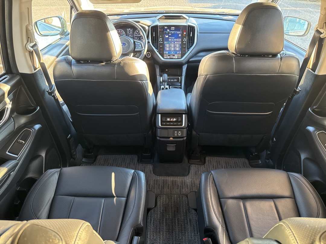 2023 Subaru Ascent Limited - Image 26