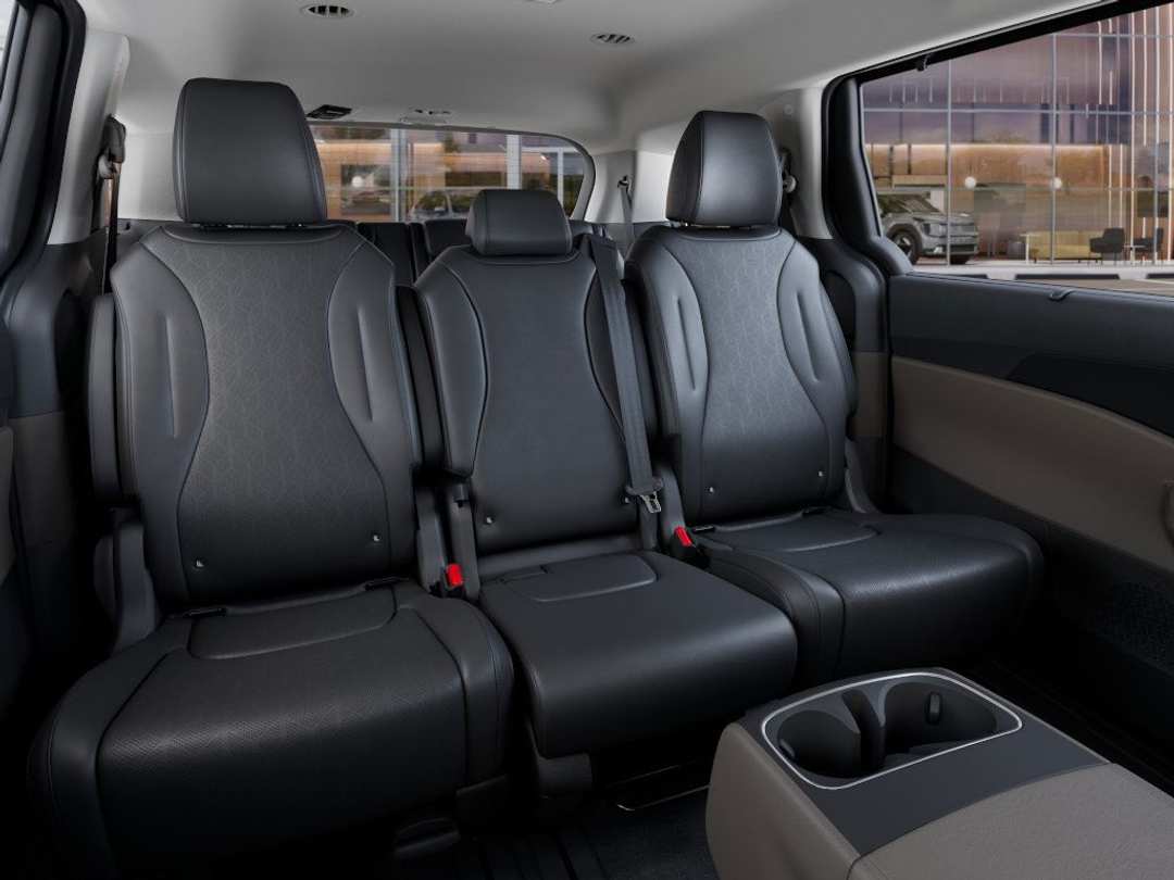 2026 Kia Carnival EX - Image 16