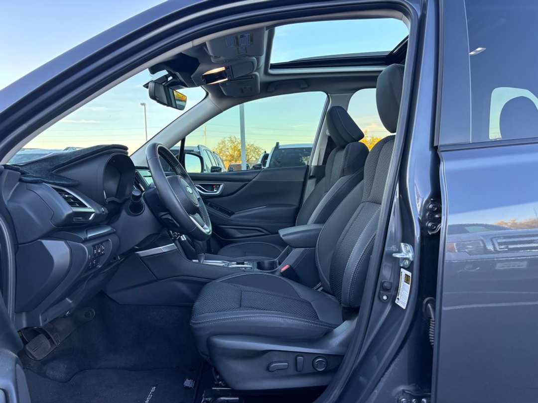 2024 Subaru Forester Premium - Image 2