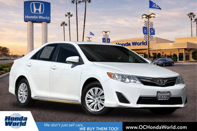 2012 Toyota Camry SE