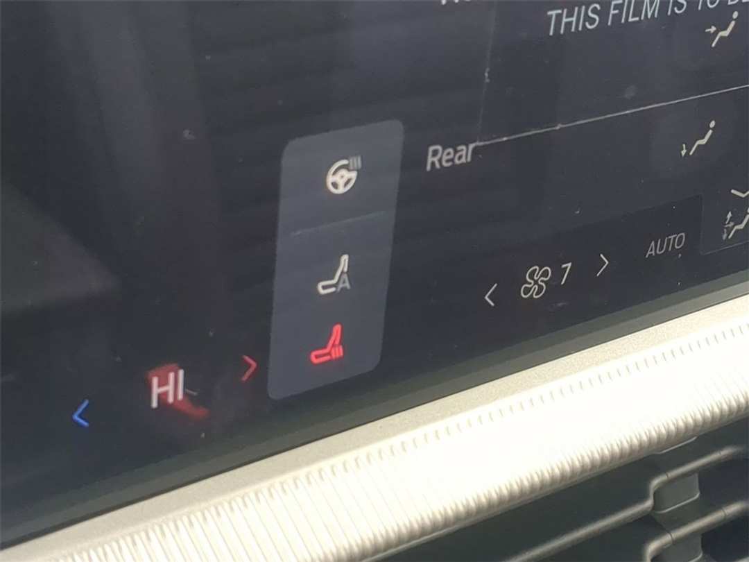 2026 Ford Explorer STLine - Image 21