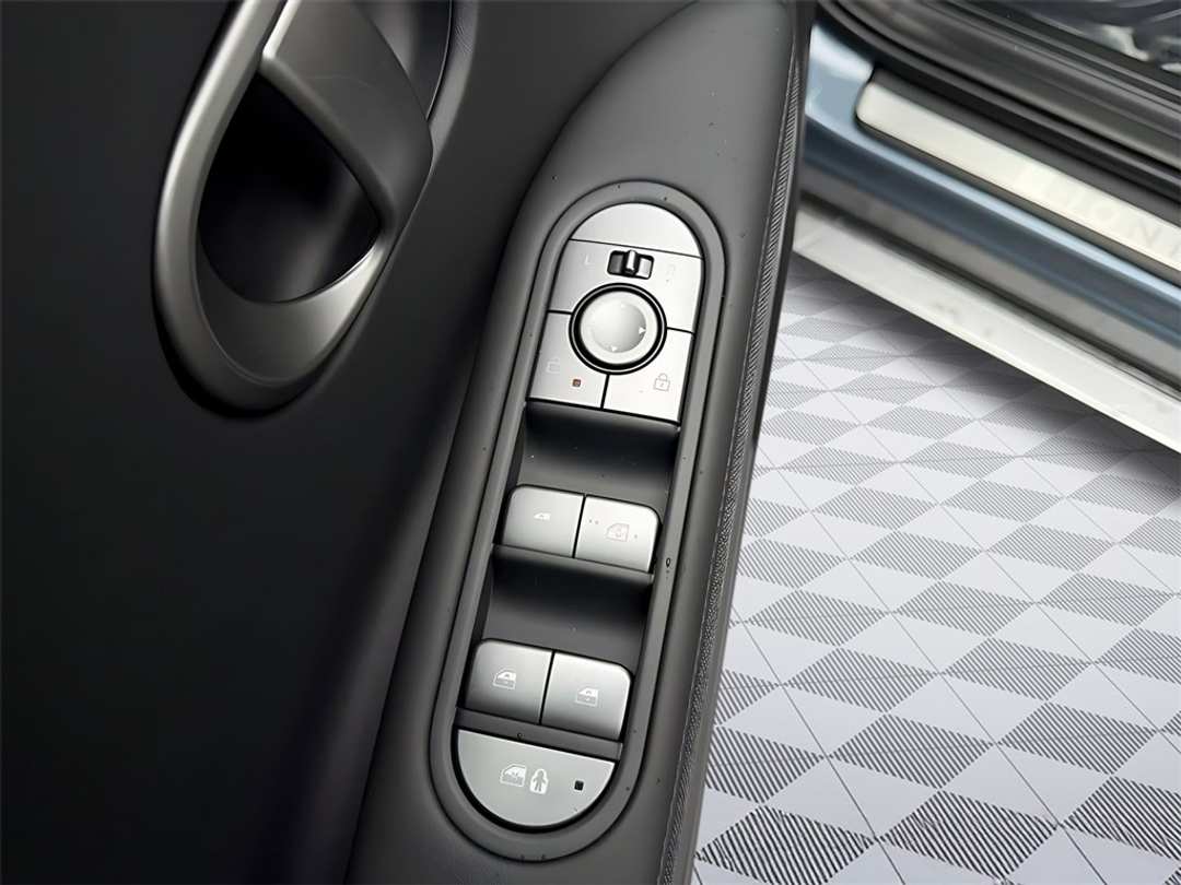 2026 Hyundai Ioniq 5 Limited - Image 12