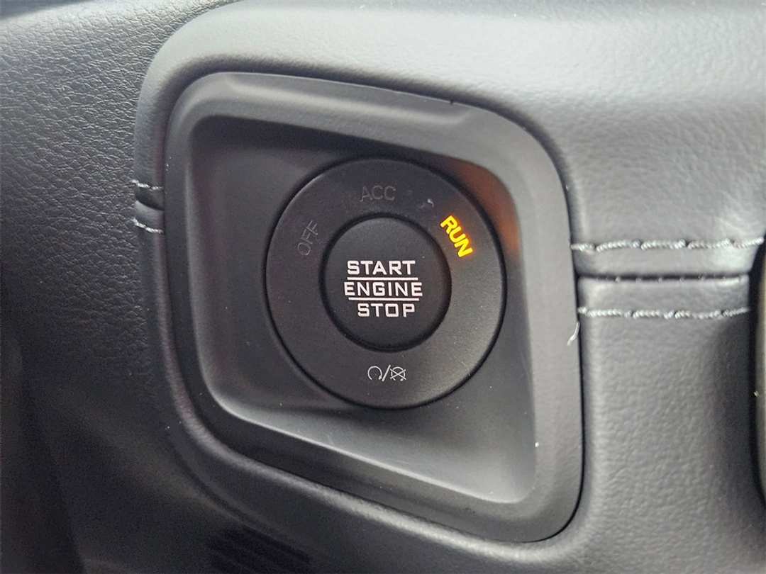 2026 Jeep Gladiator Rubicon - Image 17