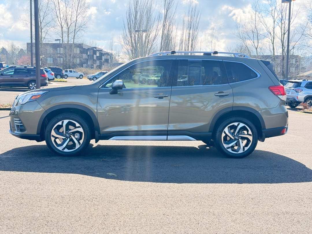 2024 Subaru Forester Touring - Image 4