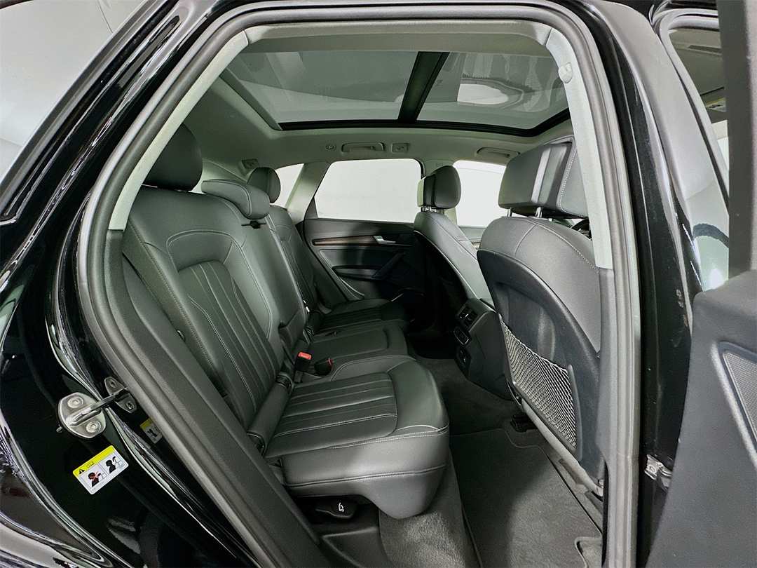 2022 Audi Q5 45 S line Premium - Image 27