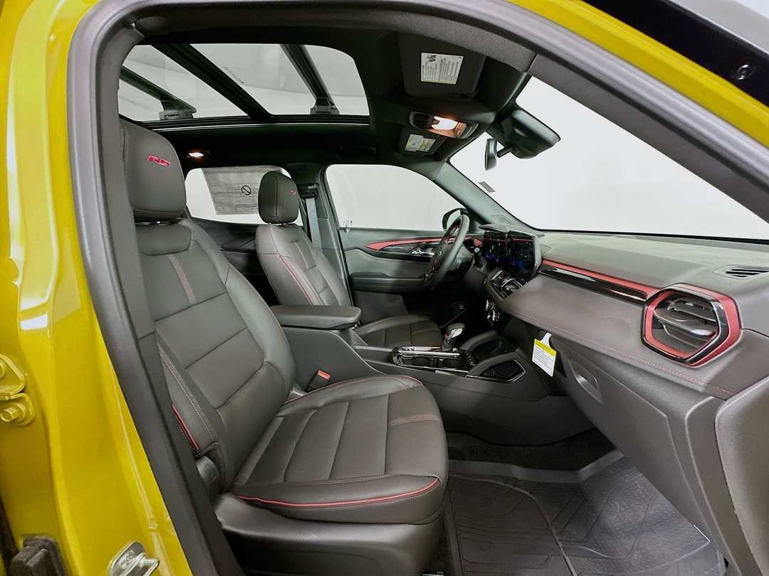2025 Chevrolet Trailblazer RS - Image 28