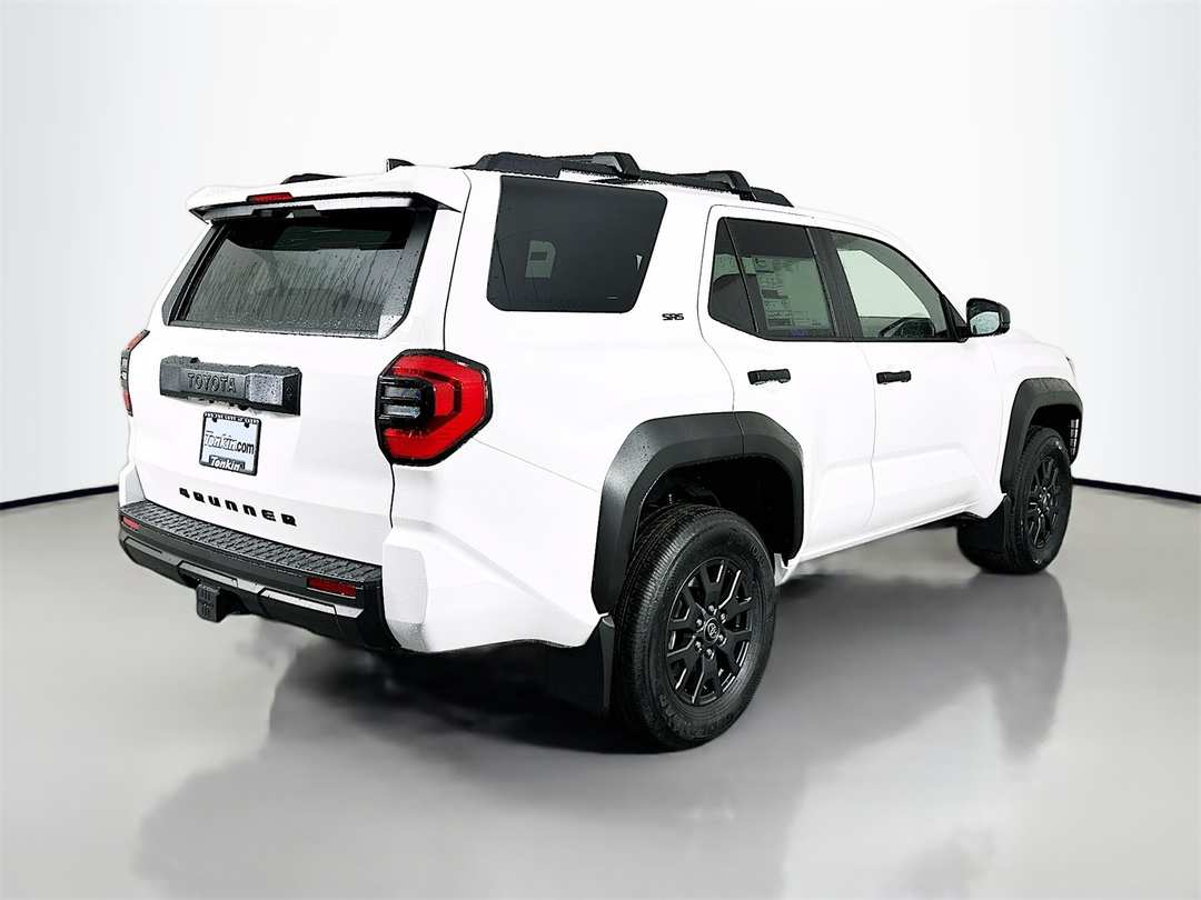 2026 Toyota 4Runner SR5 - Image 7