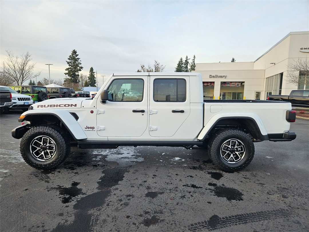 2026 Jeep Gladiator Rubicon - Image 3