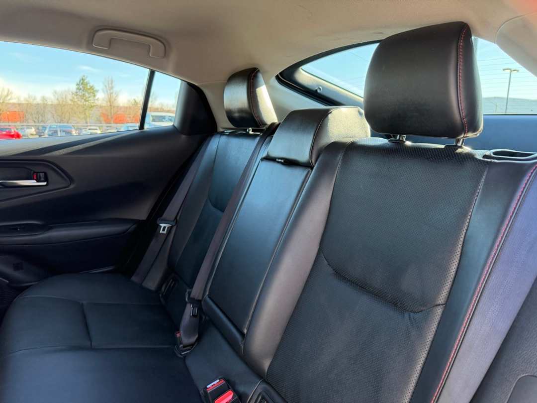 2024 Toyota Prius Prime XSE - Image 31
