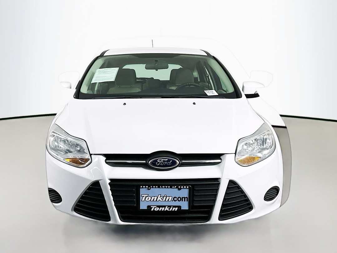 2014 Ford Focus SE - Image 2