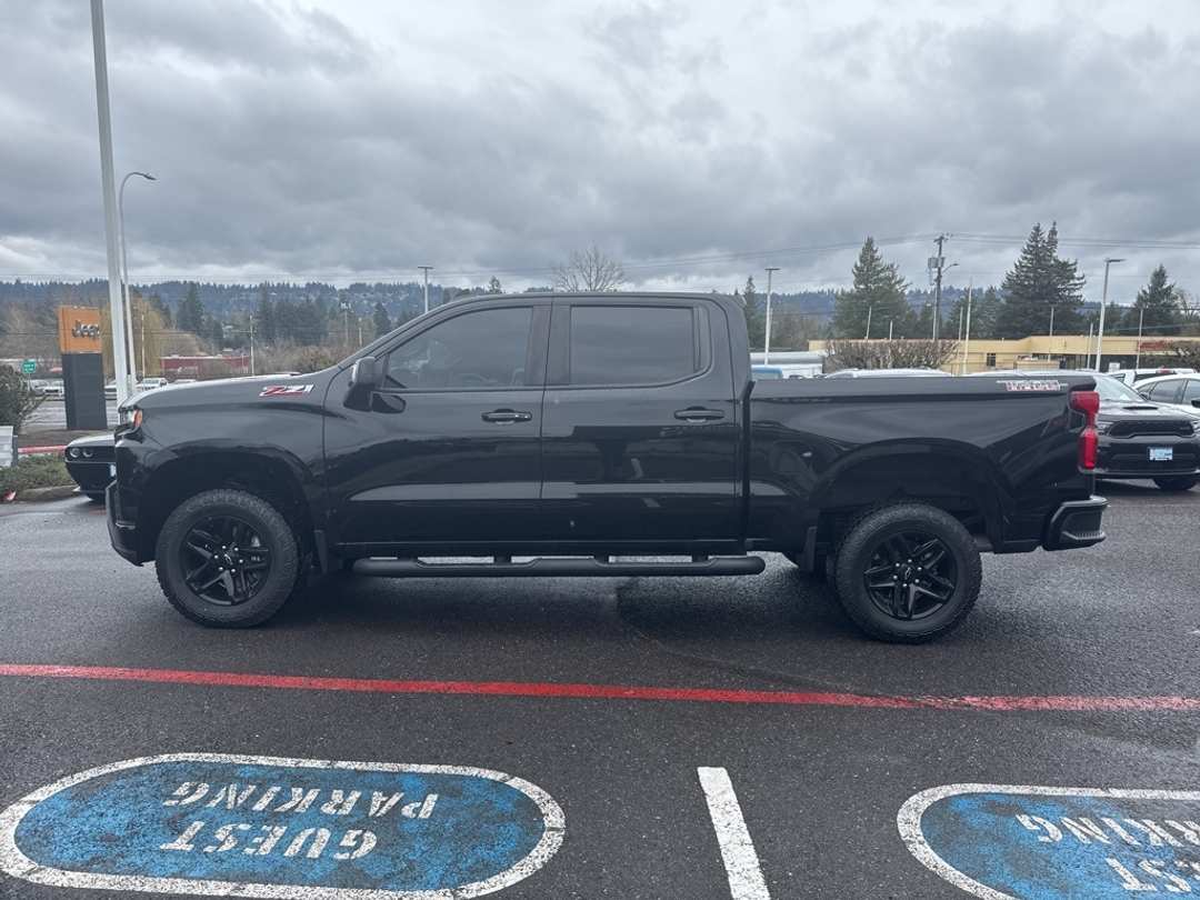 2020 Chevrolet Silverado 1500 LT Trail Boss - Image 3