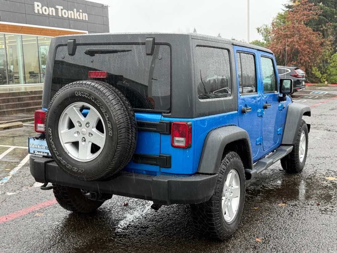 2016 Jeep Wrangler Unlimited Sport - Image 8