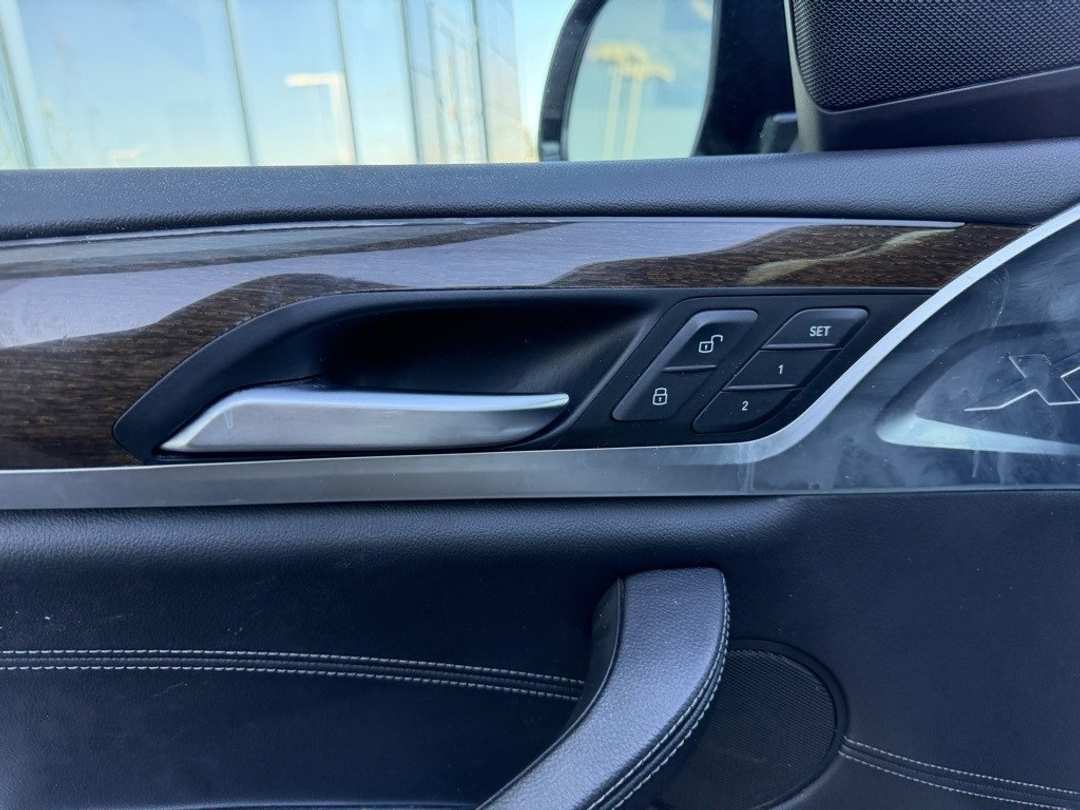 2018 BMW X3 xDrive30i - Image 13