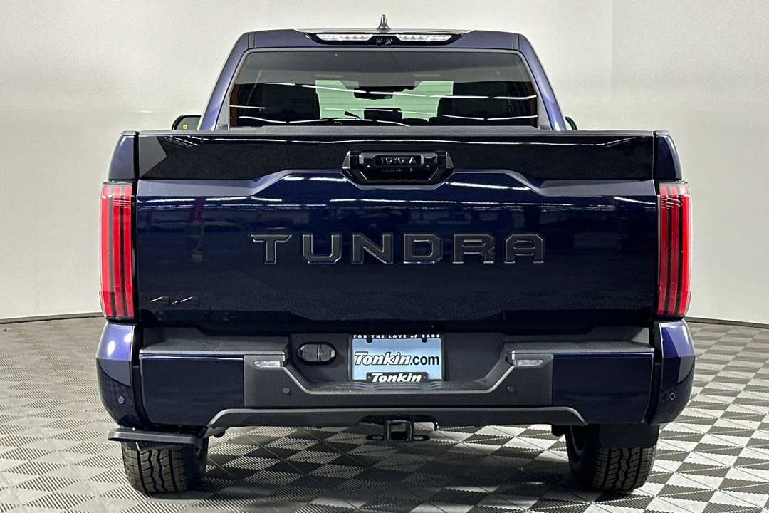 2025 Toyota Tundra Platinum - Image 5