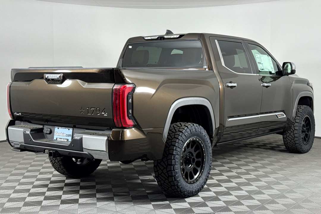 Toyota Tundra - Image 5