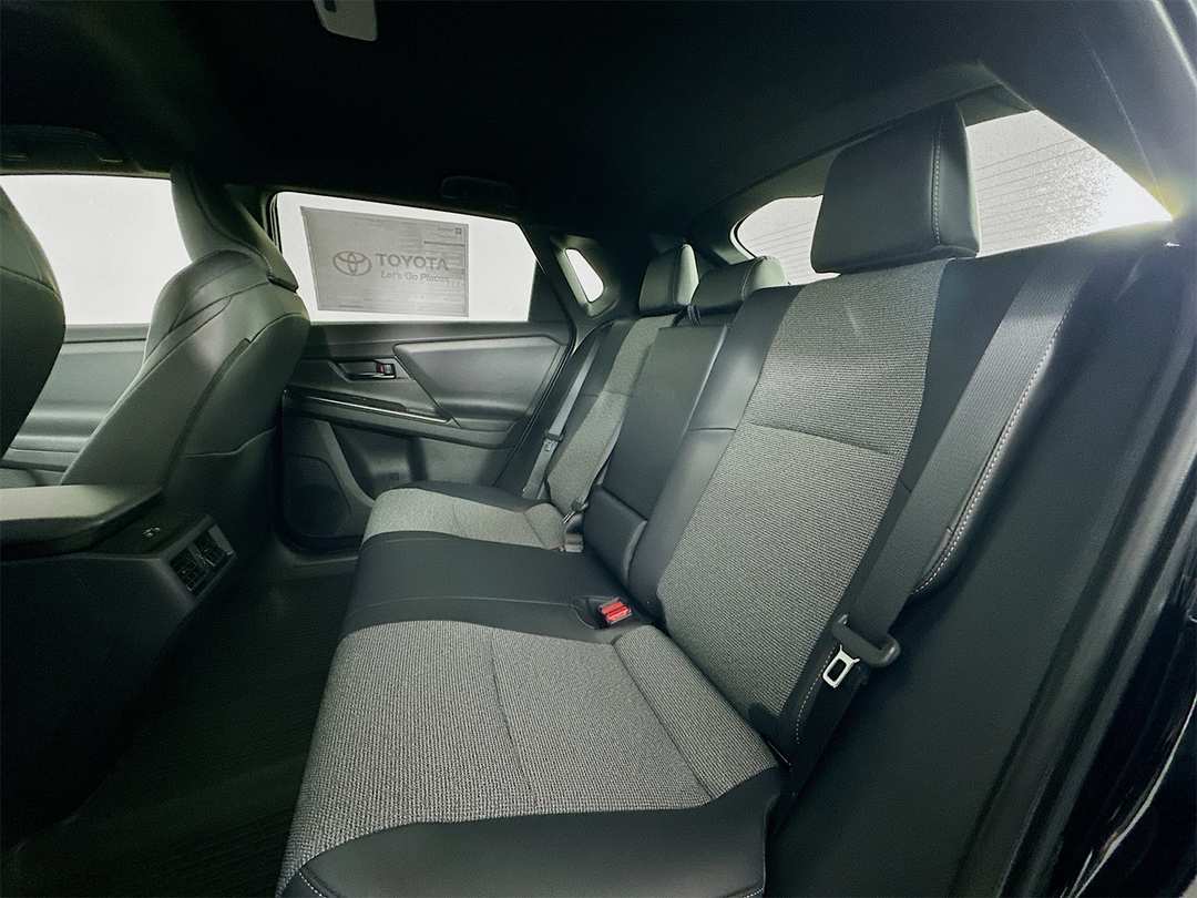 2026 Toyota Bz XLE Plus - Image 24