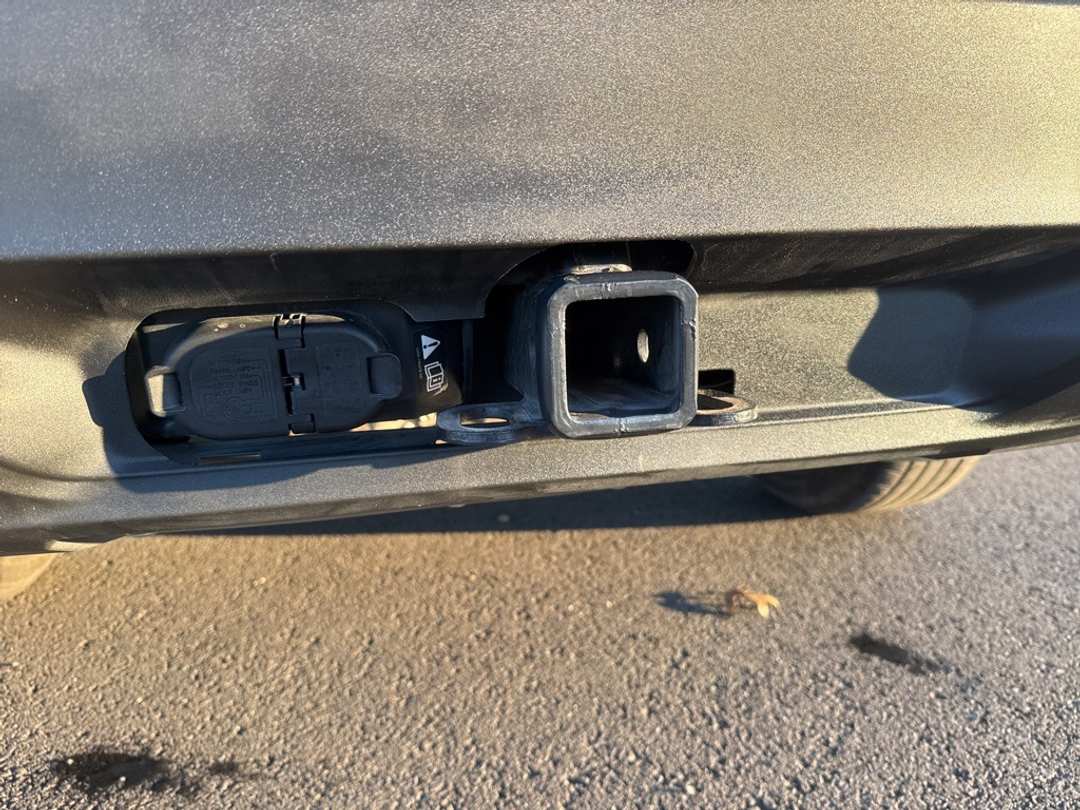 2025 Ford Explorer Active - Image 22