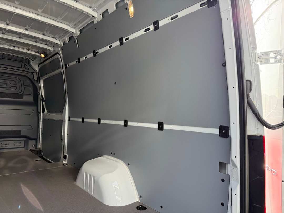 2024 Mercedes-Benz Sprinter 3500 Cargo 170 WB - Image 10