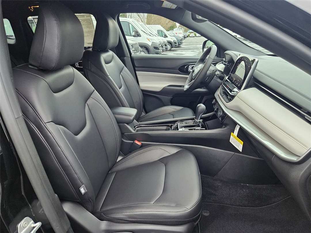 2026 Jeep Compass Limited - Image 35