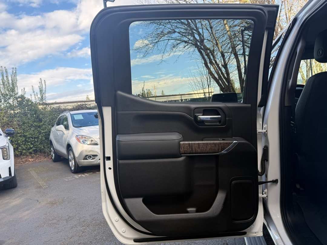 2021 GMC Sierra 1500 Denali - Image 23