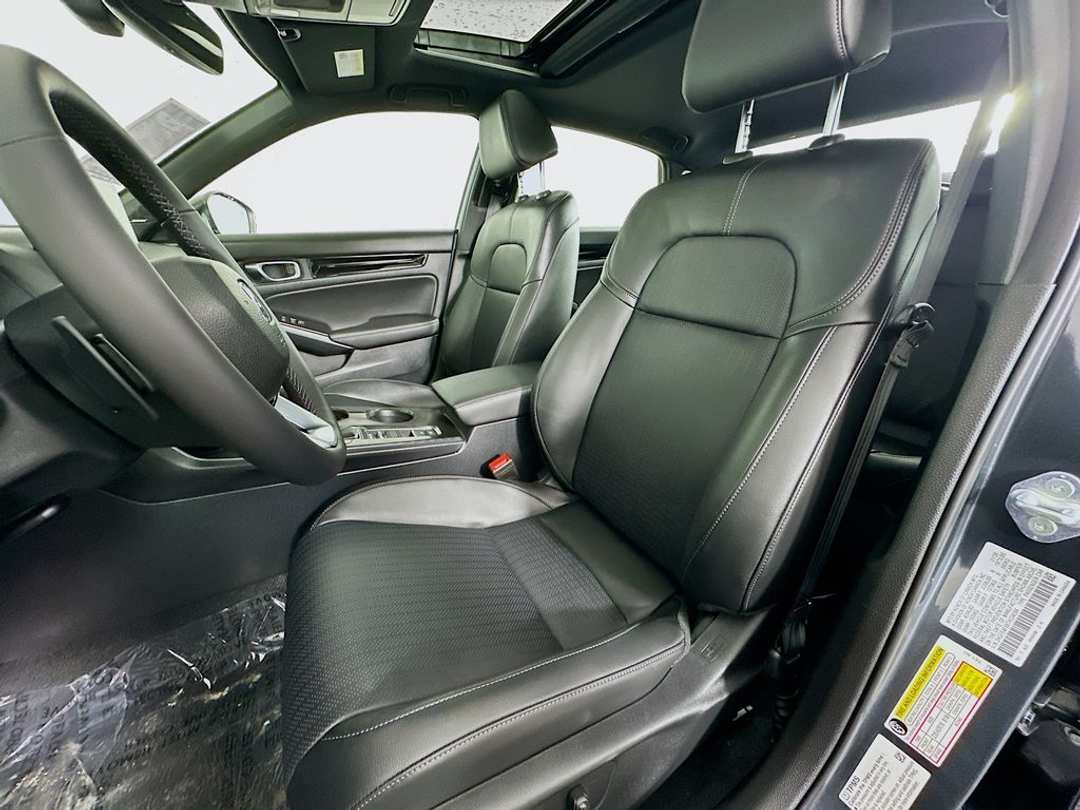 2026 Honda Civic Sport Touring - Image 22